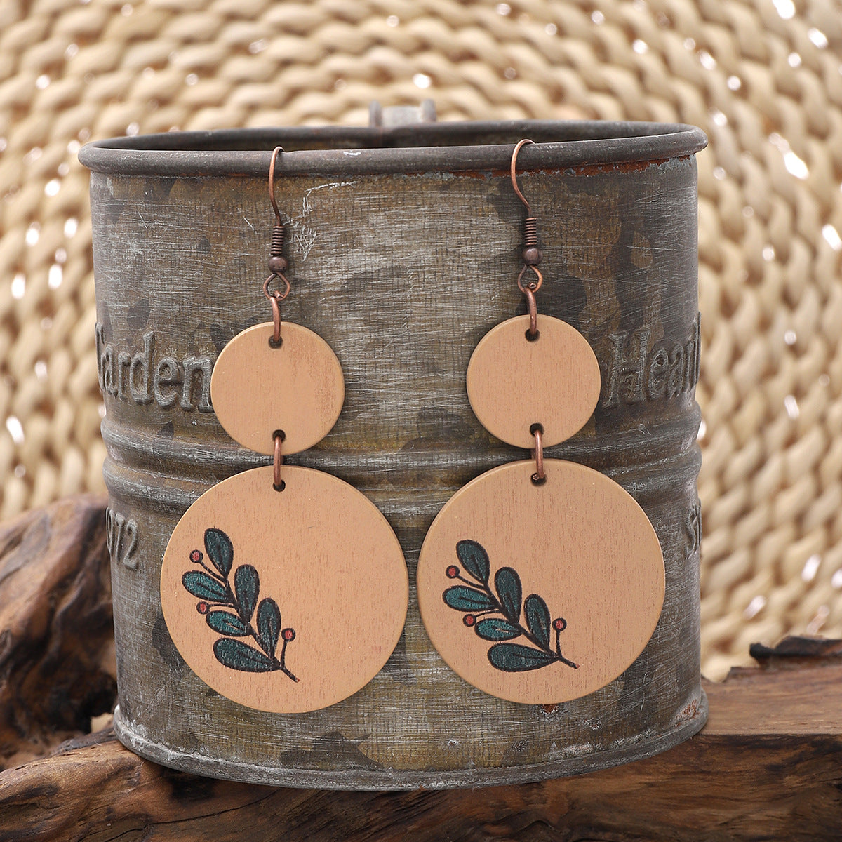 Wholesale  Diamond Irregular Bar Pattern Leaves  Vintage Earrings