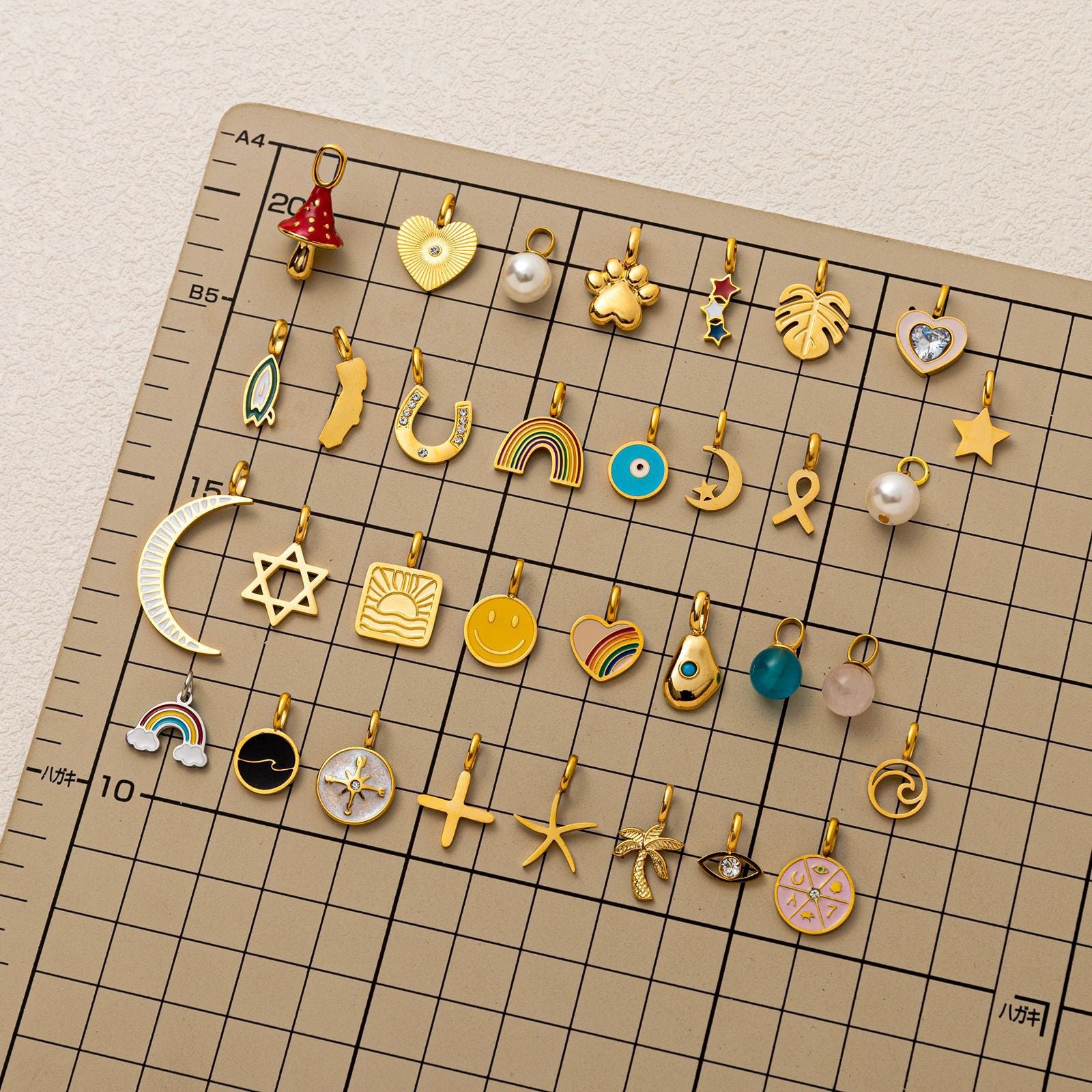 Wholesale 2PCS Titanium steel flower eye adjustable pendant