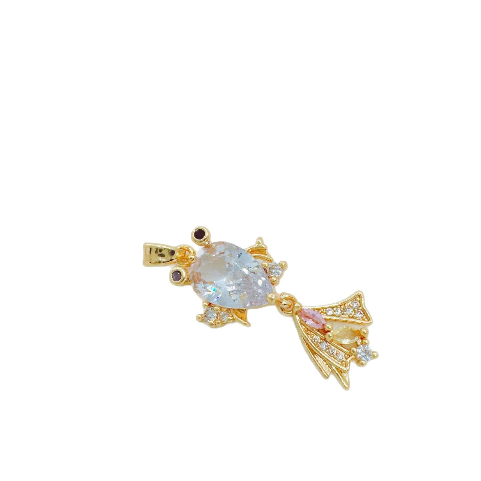 Wholesale Goldfish Pendant Necklace Inlaid Diamond European Style Everyday Jewelry Accessory for Women
