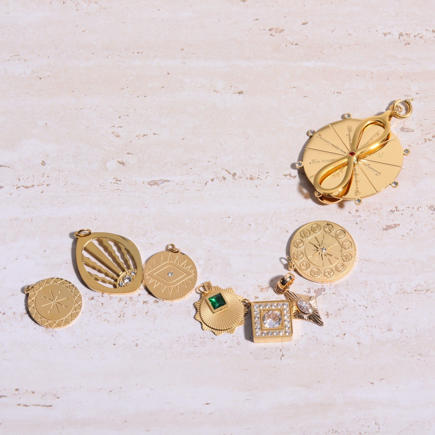 Wholesale Zircon Pendant Eye Constellation Tarot Pendant Gold Plated Necklaces Pendant