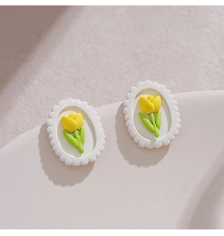 Wholesale Versatile Summer Fresh Green Floral Stud Earrings