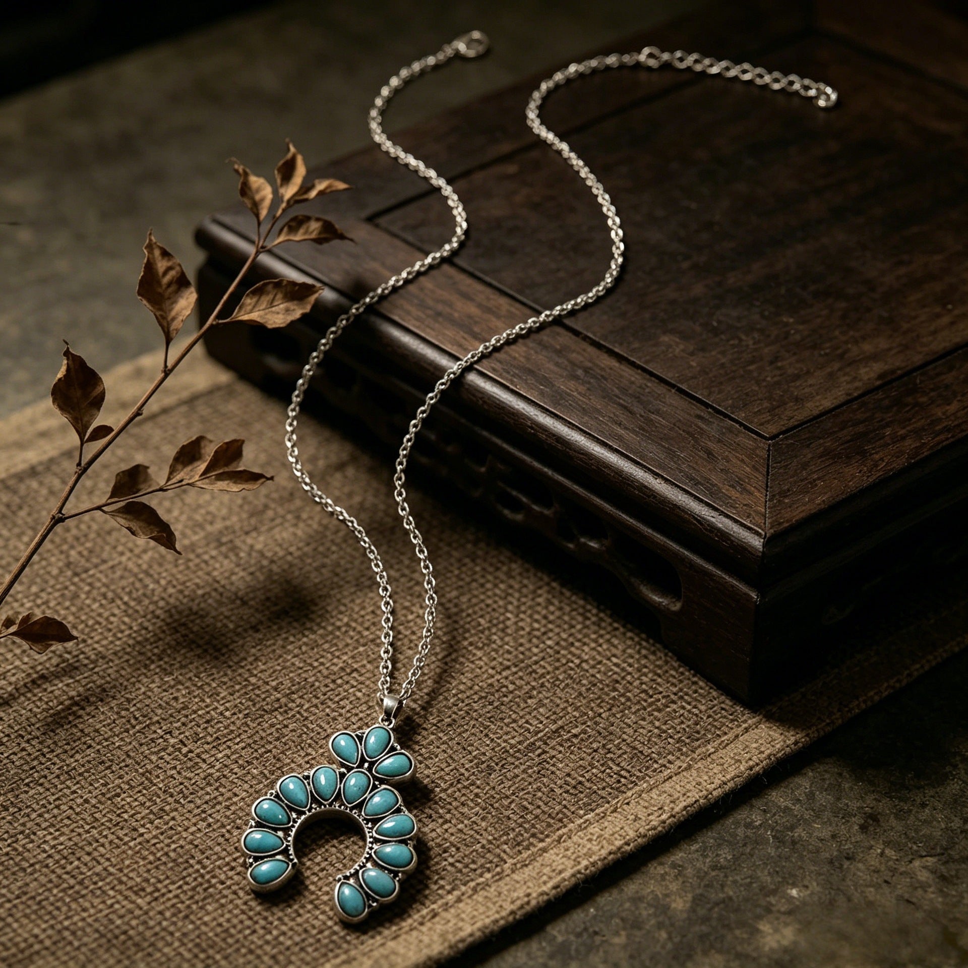 Wholesale Western Cowboy Pendant Necklace Pumpkin Flower Turquoise Design Alloy Jewelry Accessory Stylish Gift