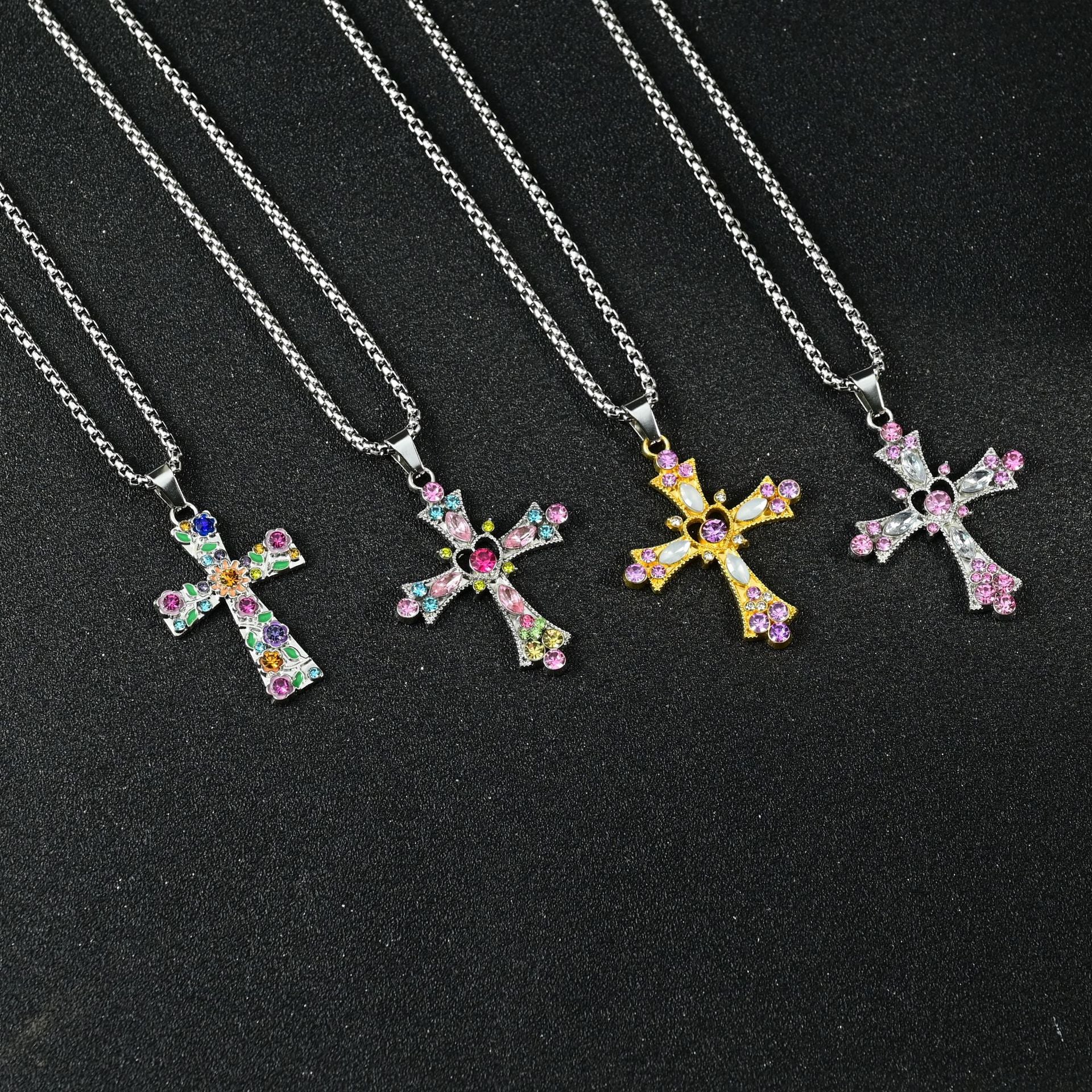 Wholesale Sweet Cool Korean Style Cross Pendant Necklace Women S Vintage Zinc Alloy Collarbone Chain Chic Layering Jewelry Accessory