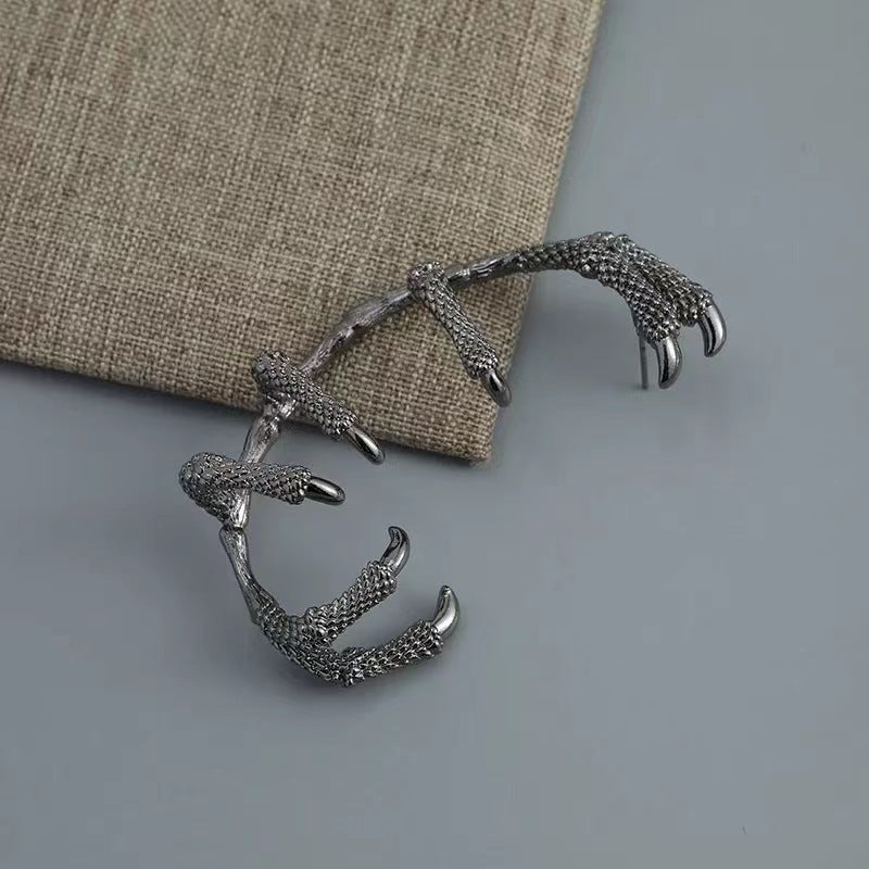 Wholesale  retro magic dragon claw earrings
