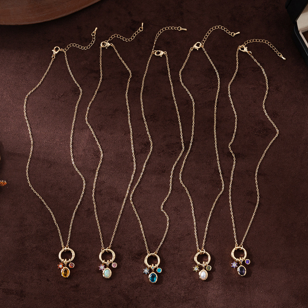 Wholesale Pendant stone clavicle chain color retaining stone gold jewelry necklaces