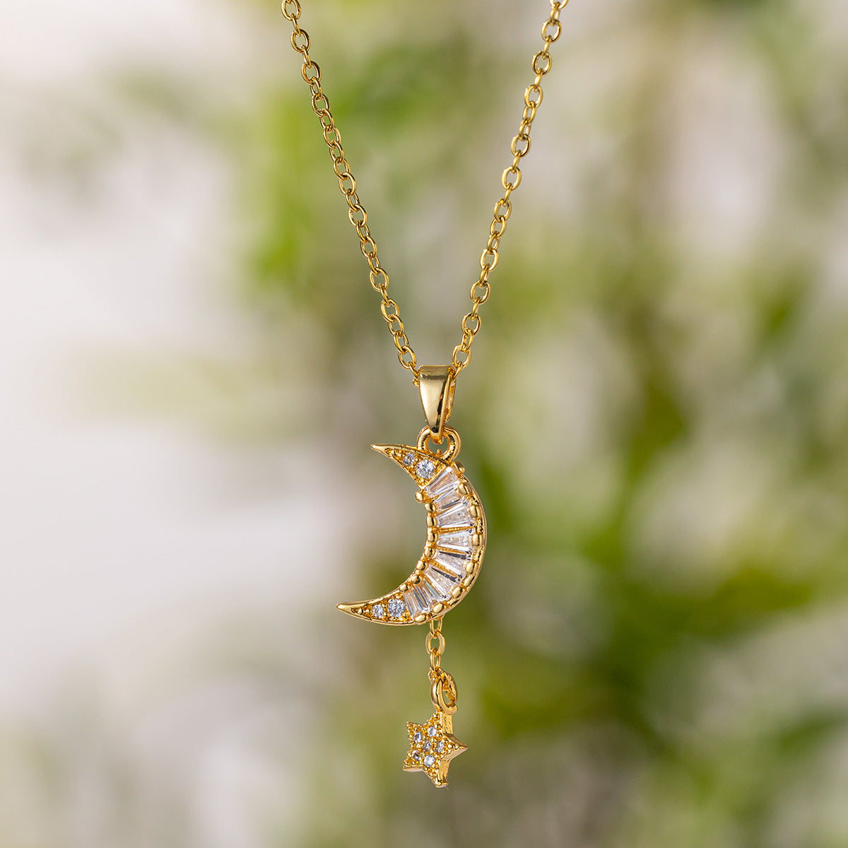 Wholesale  Titanium Steel Necklace  Micro-inlaid Zircon Copper Gold Plated Pendant  Clavicle Chain