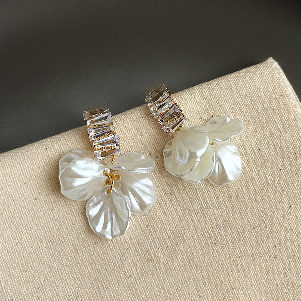 Wholesale  Elegant Long Tassel Flower Earrings