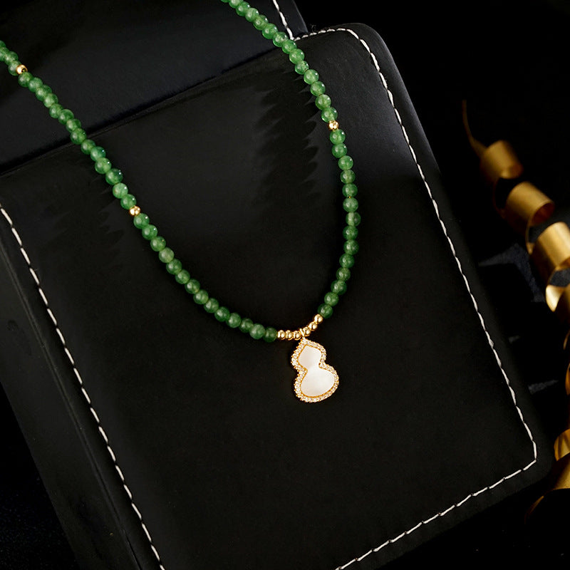 Wholesale  green chalcedony beaded necklace