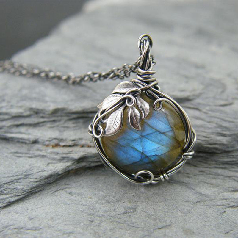 Wholesale  retro personality leaves wrapped Moonstone pendant necklace