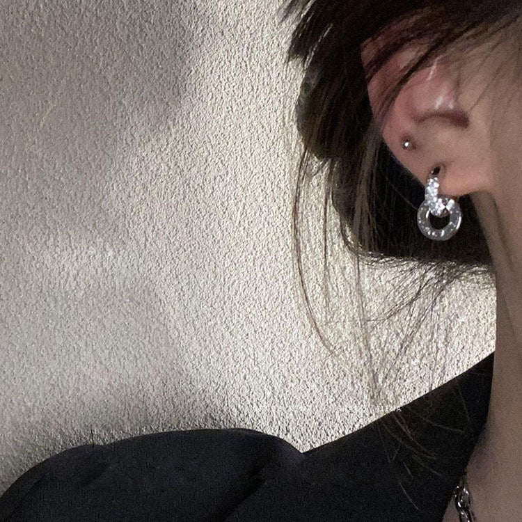 Wholesale Metal Double Ring Earrings with Diamond Finish Simple Design Fashion Jewelry Accessory Boutique Resale