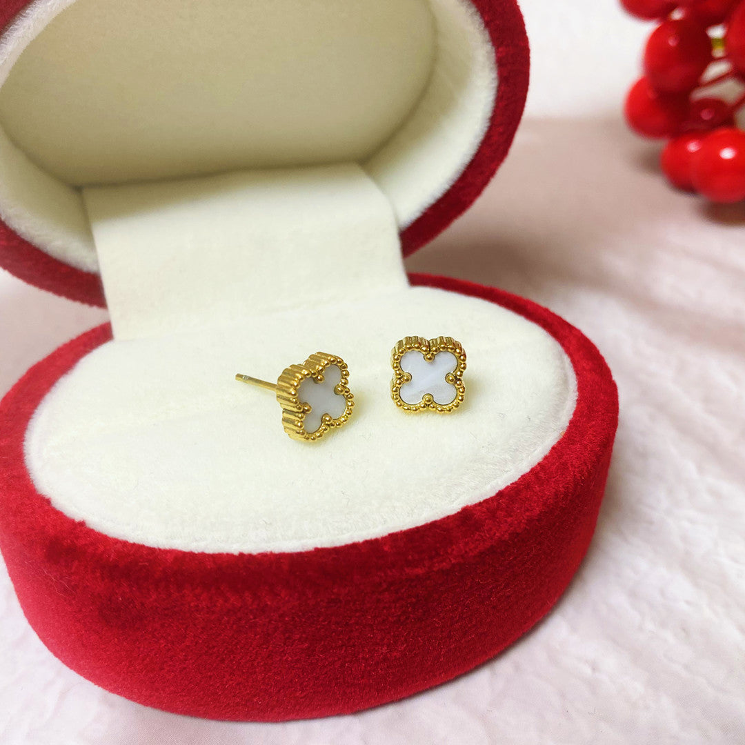 Wholesale Light Luxury Four-leaf Clover Earrings ACCVIP-ES-YZXW002