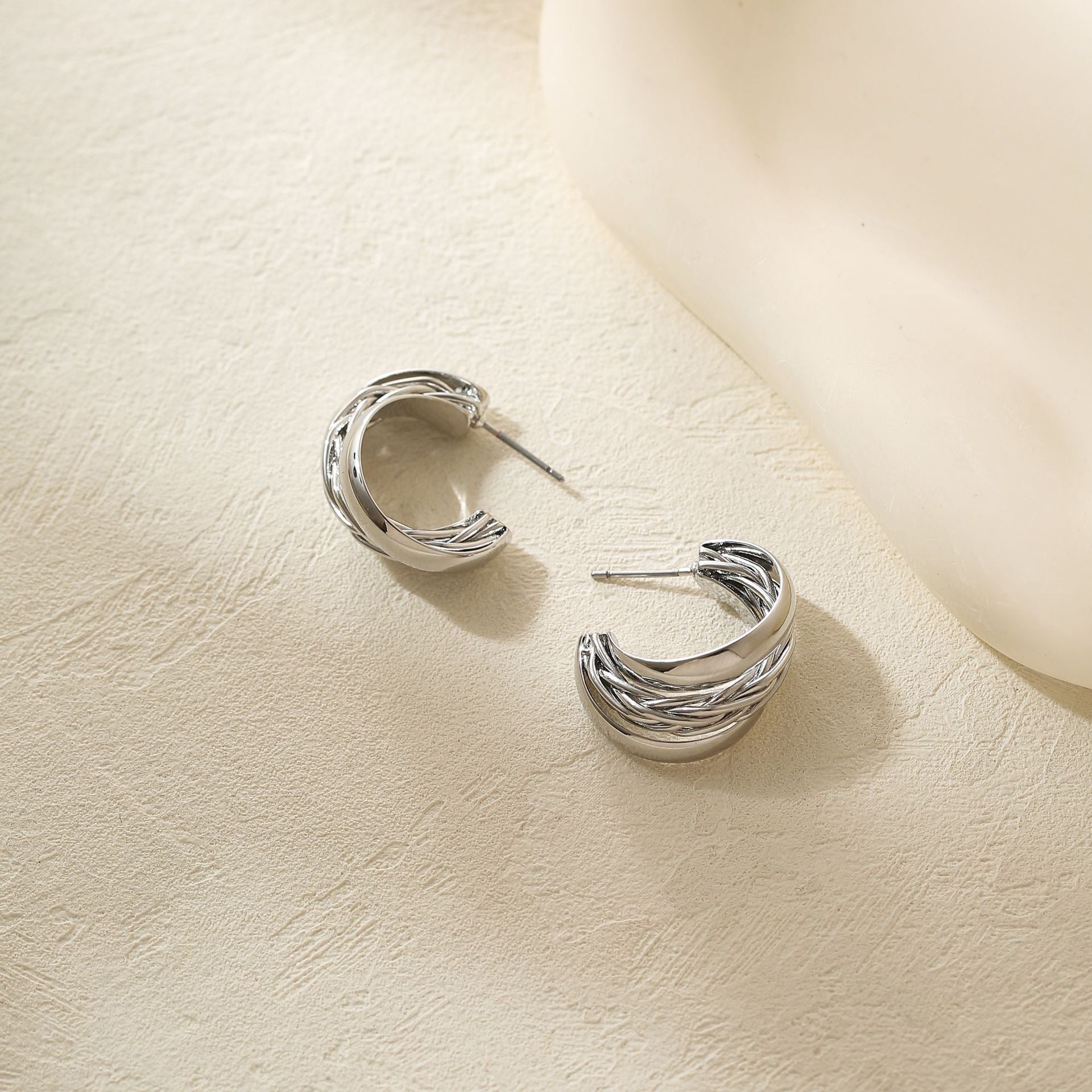 Wholesale  irregular earrings high sense pleated earrings