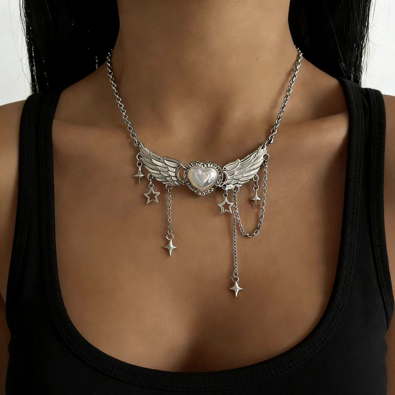 Wholesale Layering Sun Tassel Pendant Clavicle Chain Necklace Jewelry Accessory for Resale