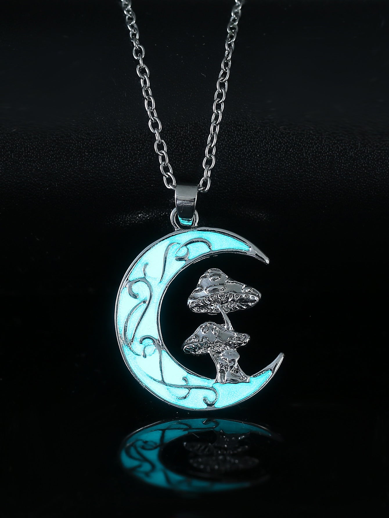 Wholesale retro moon mushroom oil drop luminous  pendant necklace