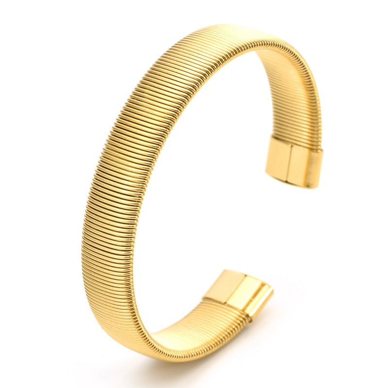 Wholesale Simple Elastic C- shaped Open Titanium steel Bracelet