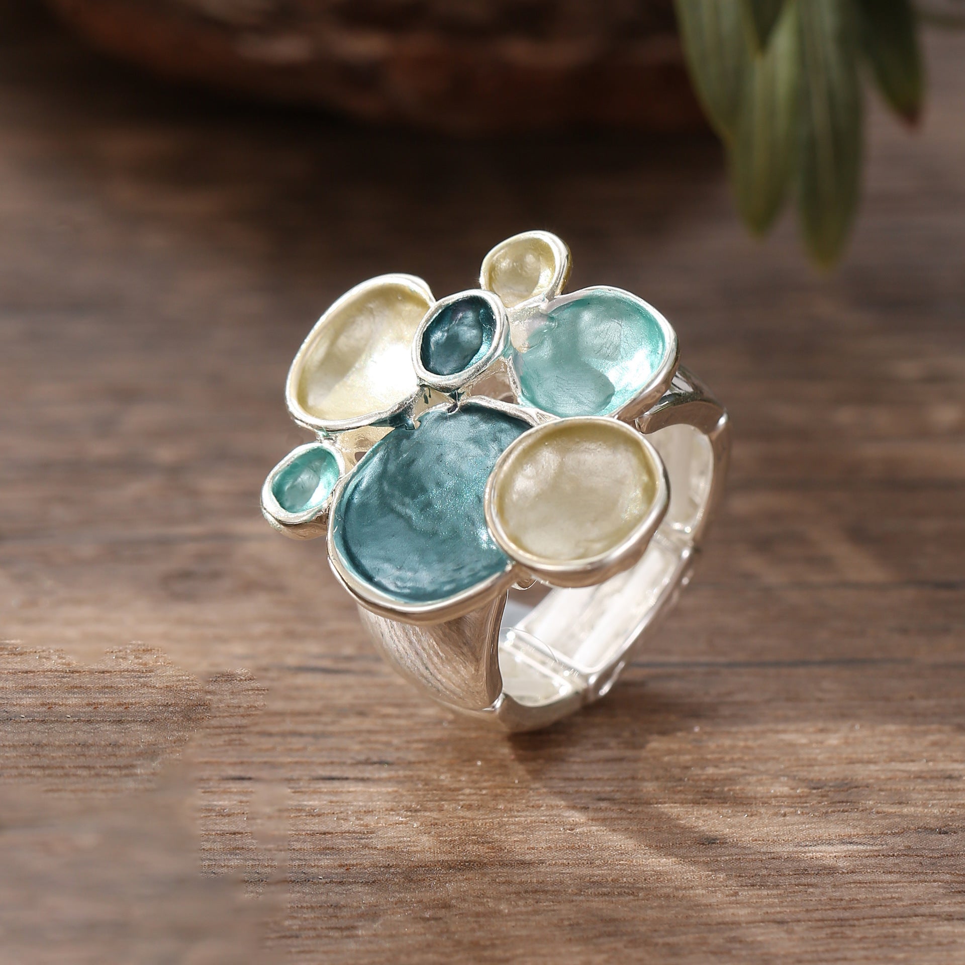 Wholesale Colorful Floral Elastic Rings round Shape Jewelry