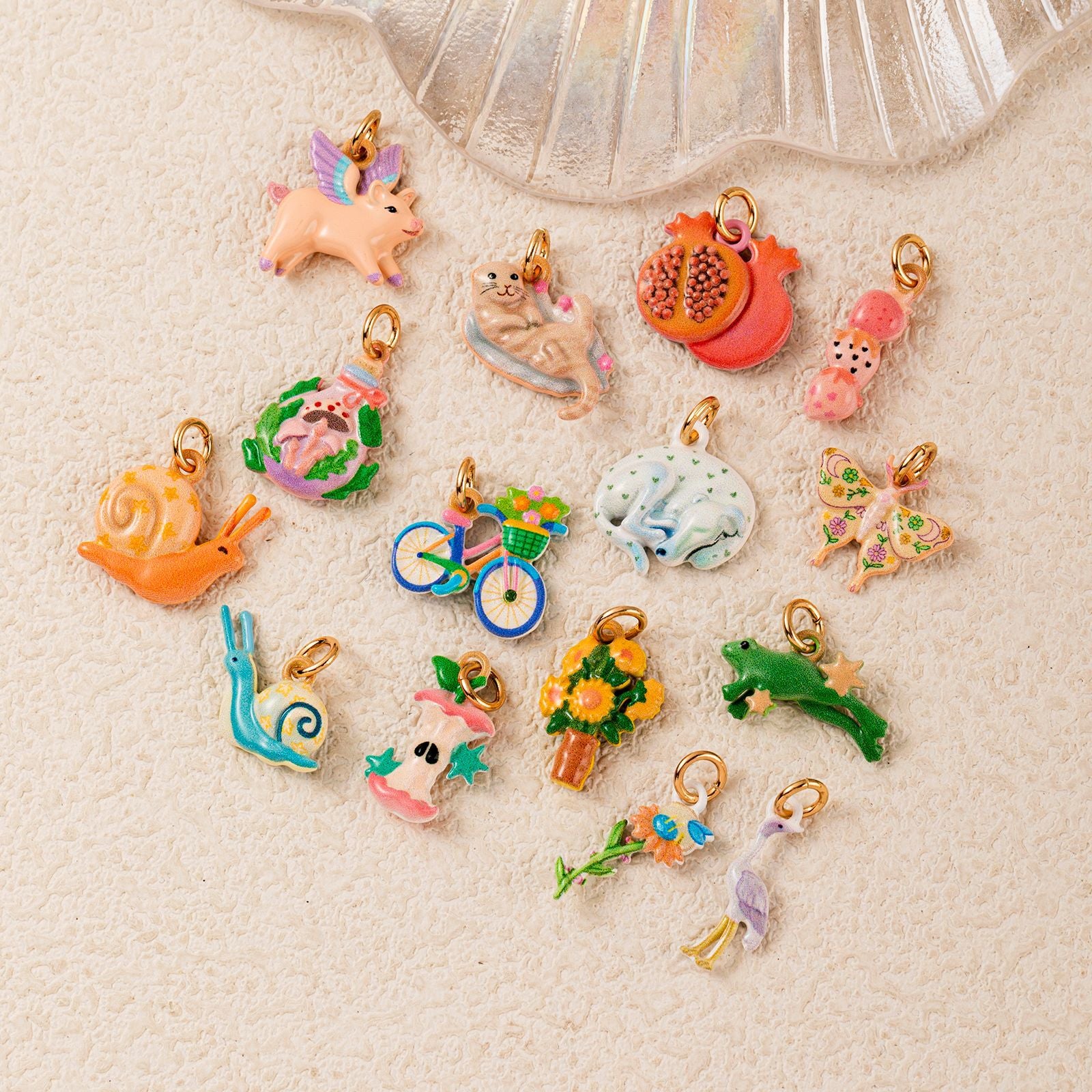 Wholesale Copper Cartoon Flying Pig Pendant Cute Simple Jewelry Charm Trendy Fashion Accessory For Boutique Resale