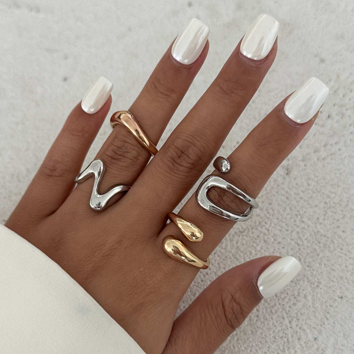 Wholesale Glossy water drop hug irregular joint ring