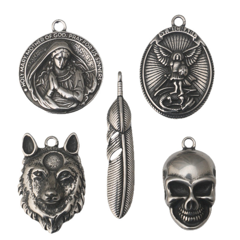 Wholesale Men' s Vintage Stainless Steel Skull Pendant