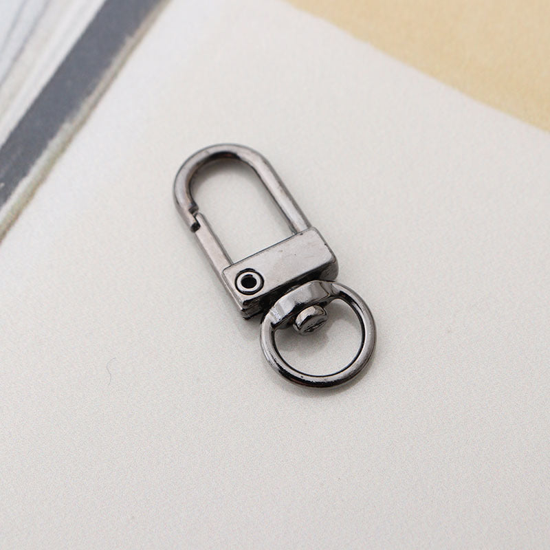 Wholesale hardware accessories rotating dog buckle keychain