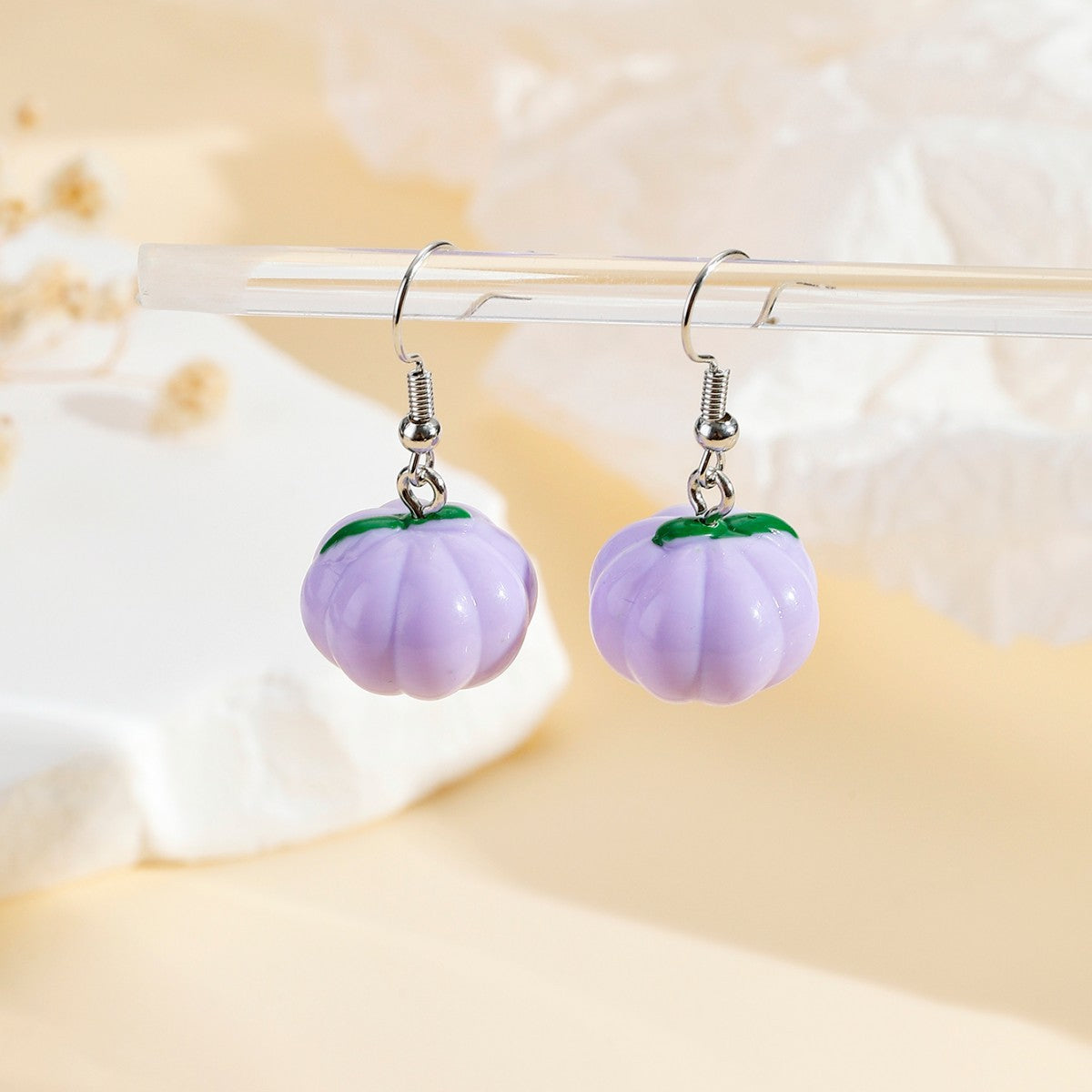 Wholesale Halloween  pumpkin earrings  cartoon acrylic colorful pumpkin earrings