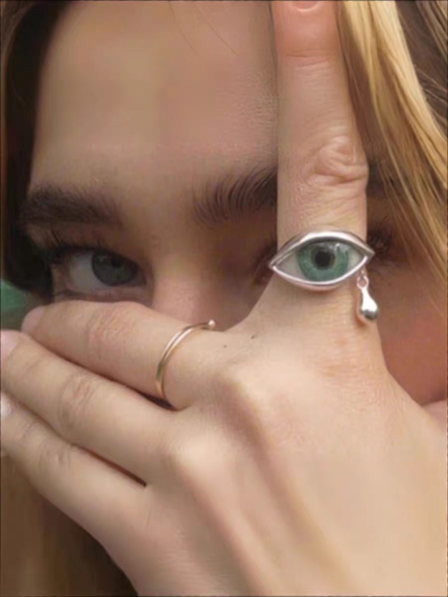 Wholesale Alloy Electroplated Crying Eyes Ring with Teardrops - Trendy Fashion Accessory for Women