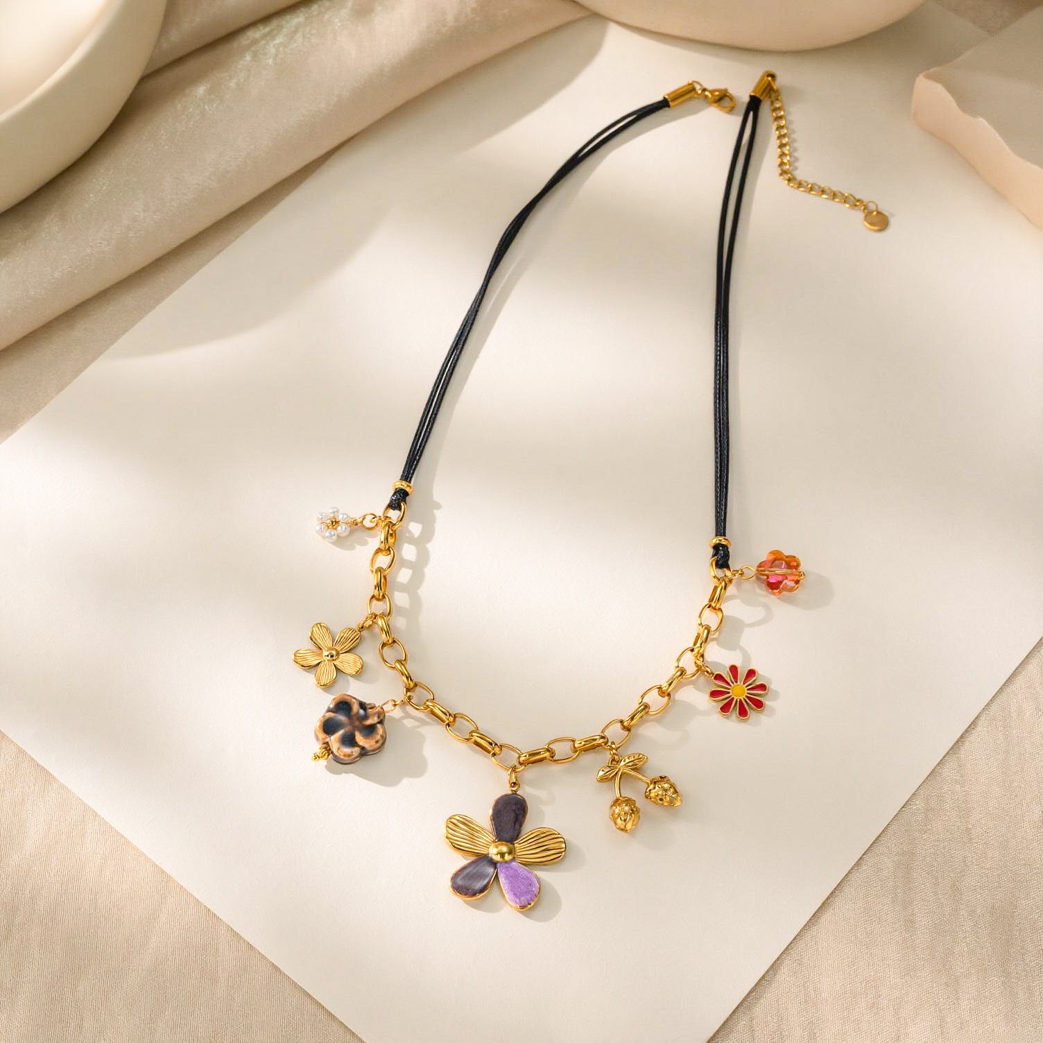 Wholesale Stainless Steel Vintage Floral Multi-Element Beaded Necklace