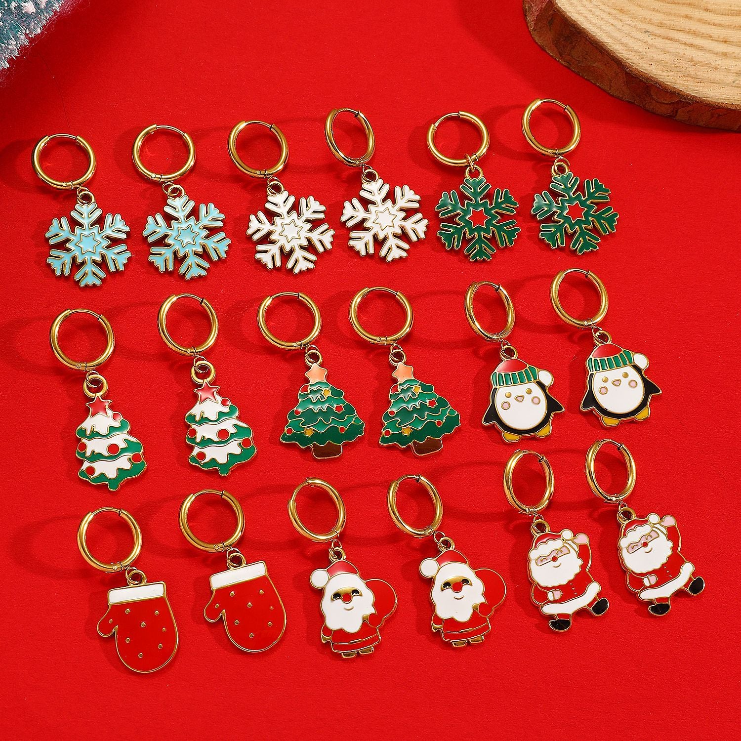 Wholesale Christmas Snowflake Earrings Stainless Steel Electroplated Jewelry Accessory for Gift and Boutique Resale