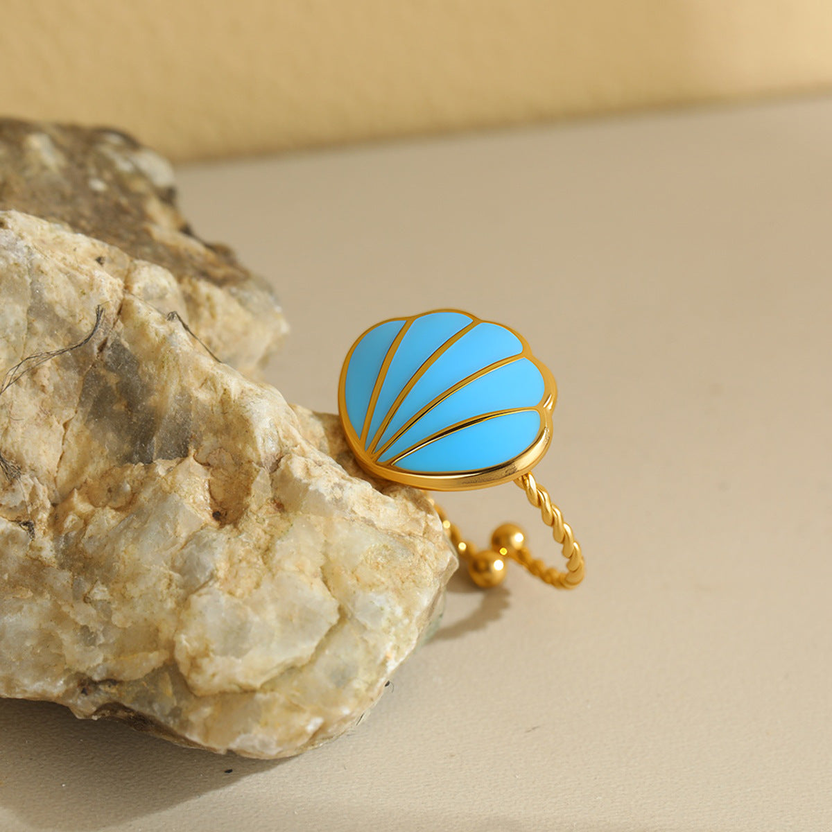 Wholesale Stainless steel ocean-themed adjustable seashell ring