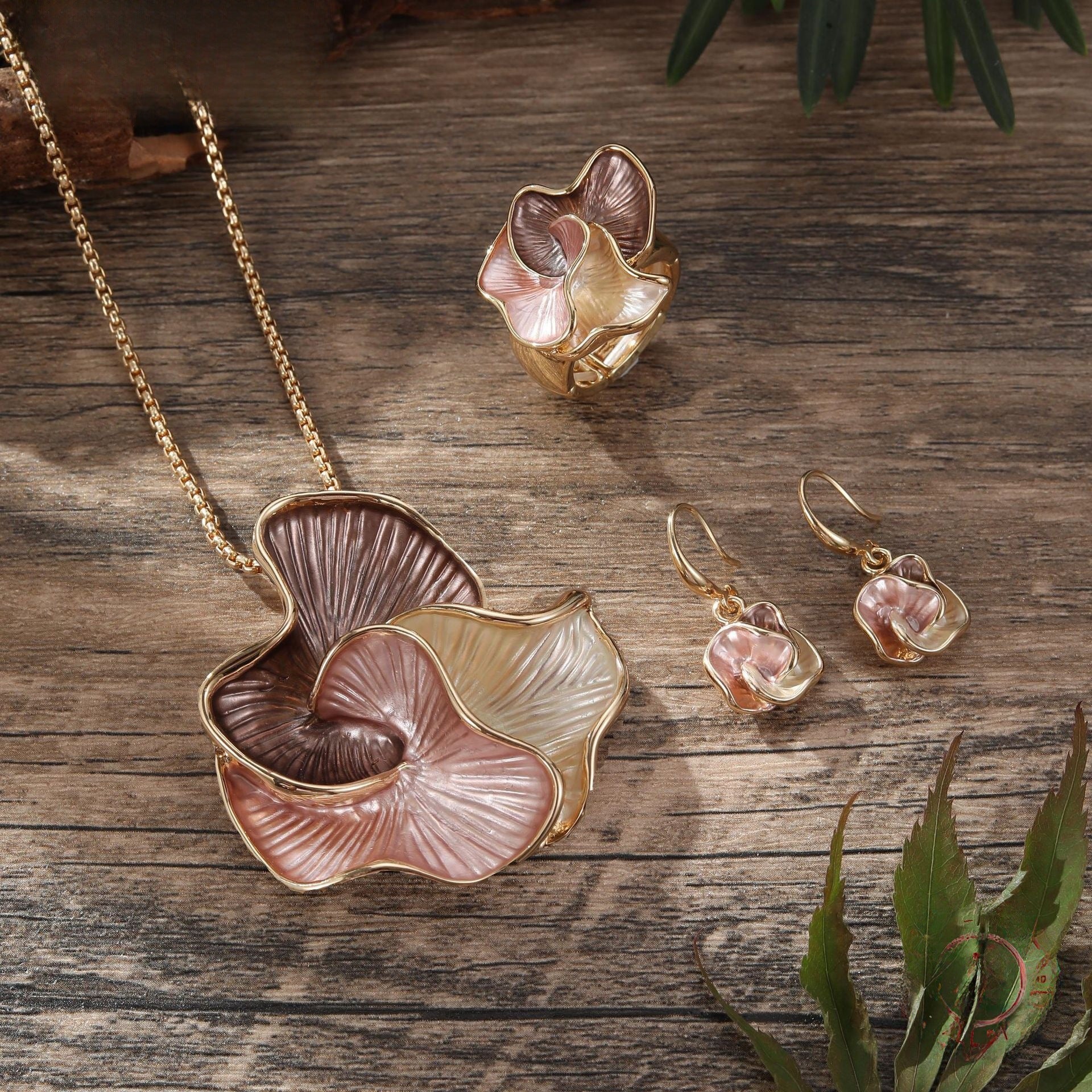 Wholesale Colorful Petal Geometric Oil Painting Earrings Rings Pendant Set