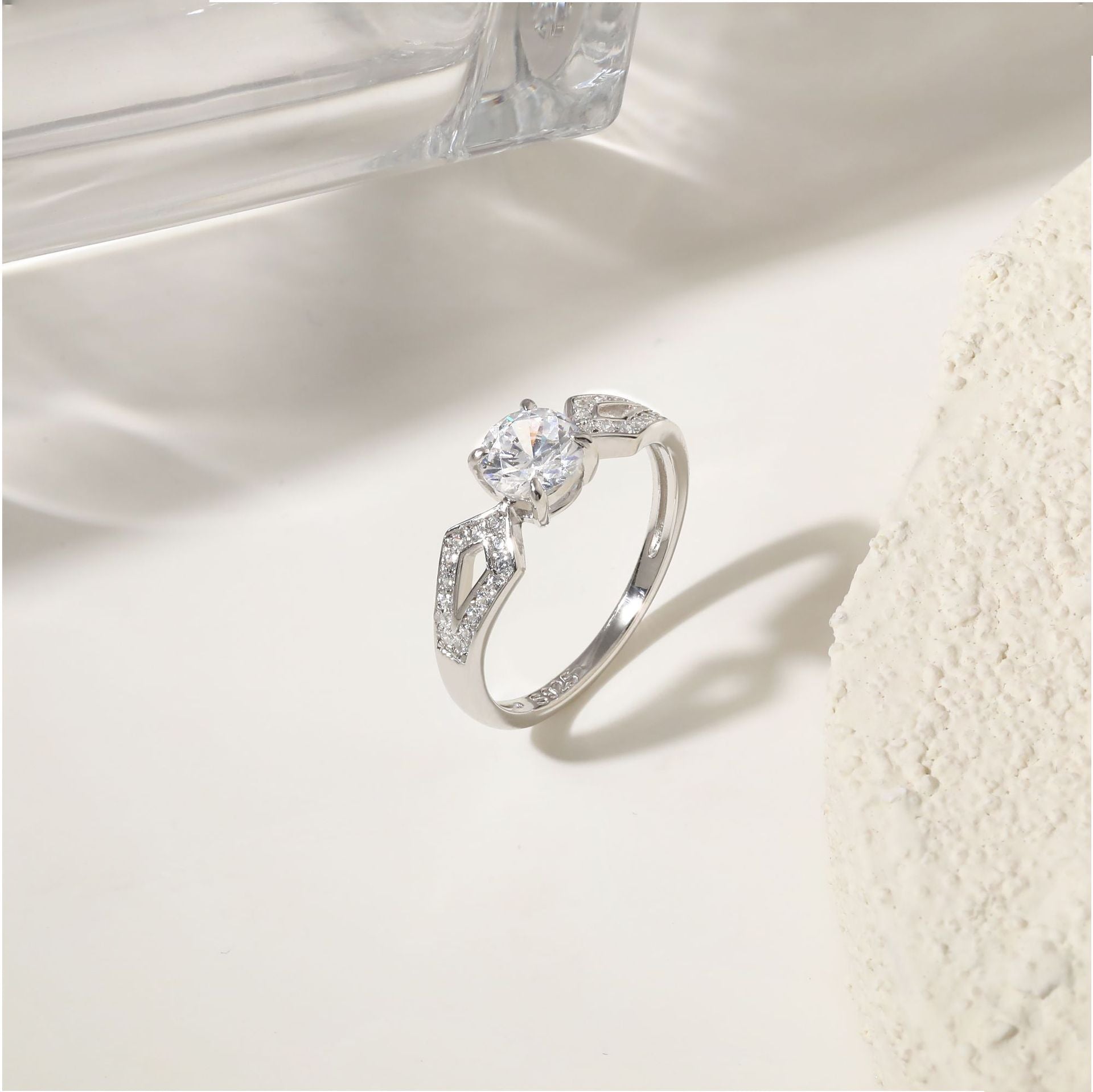 Wholesale 925 Silver Bowknot Ring For Women White Gold Tone Stylish Everyday Fashion Accessory Boutique Resale Jewelry