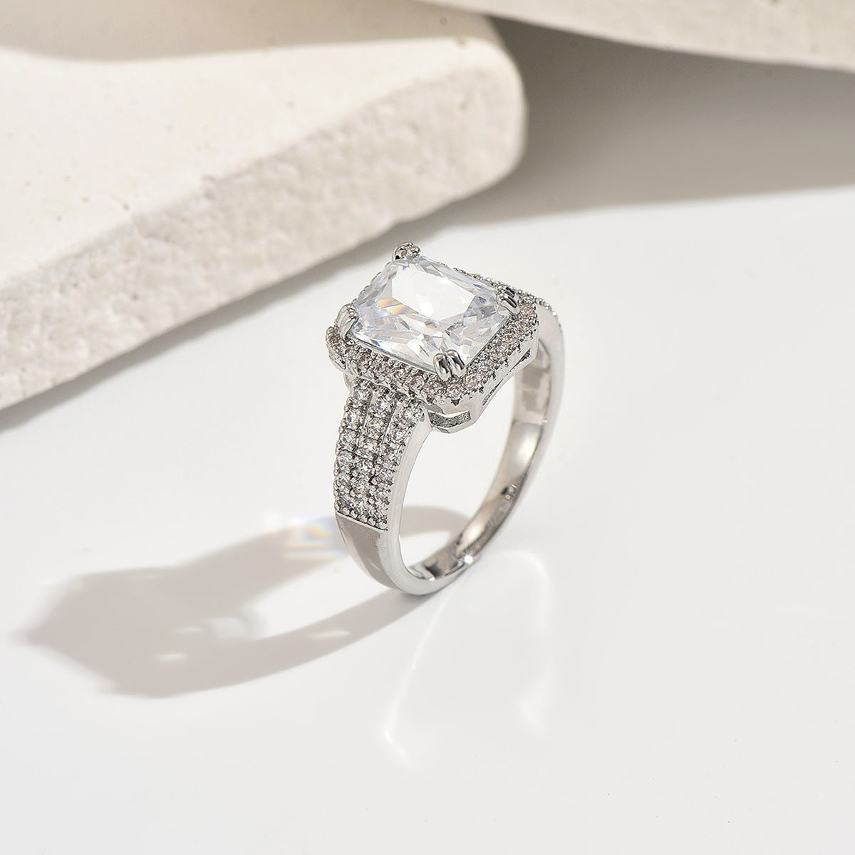 Wholesale Trendy Micro Pavé Princess Cut Couple Ring Set White Gold Finish Jewelry Accessory For Engagement Gift And Boutique Resale