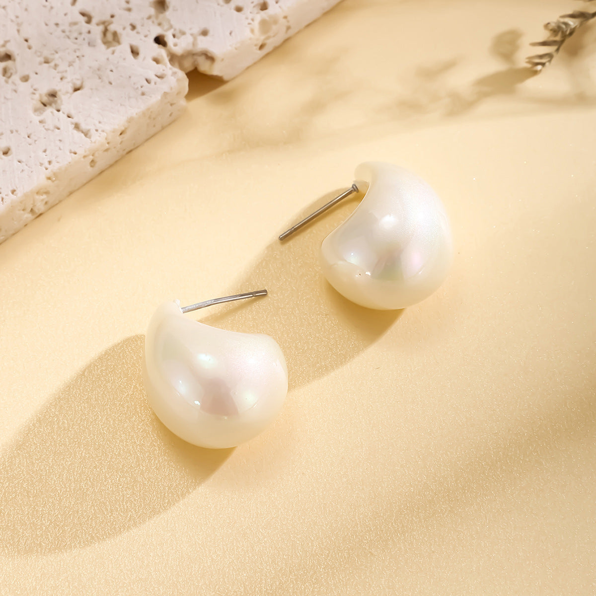 Wholesale  Resin Earrings Heart Color Earrings