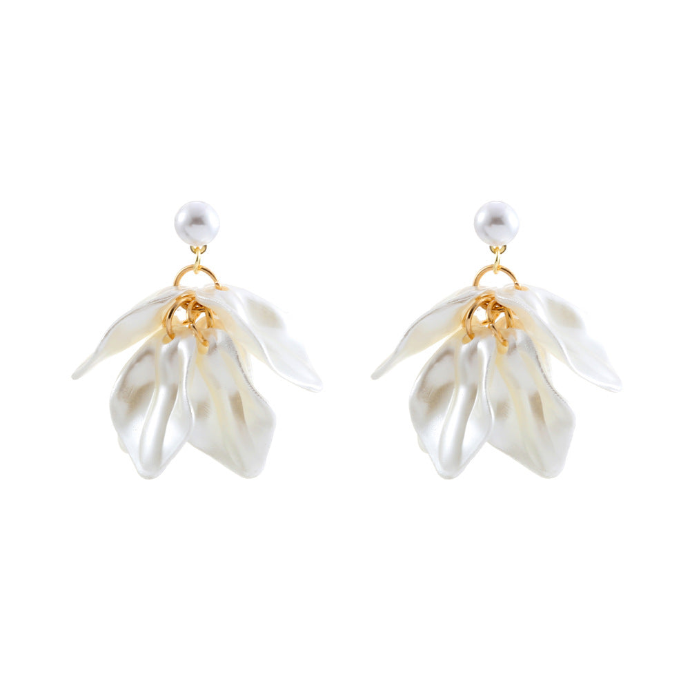 Wholesale Chic Acrylic Petal Tassel Earrings Flower Design Fashion Jewelry Accessory