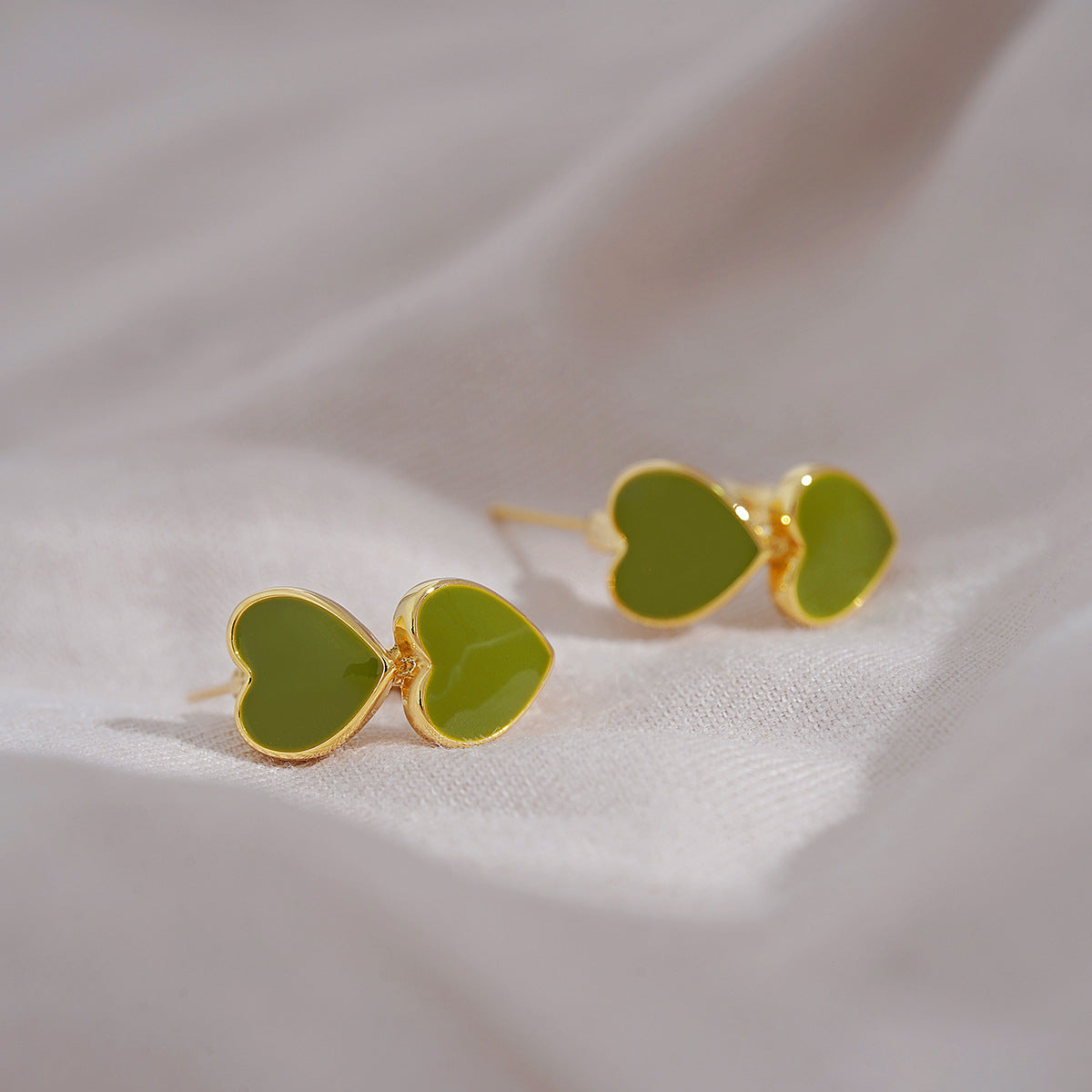 Wholesale Versatile Summer Fresh Green Floral Stud Earrings