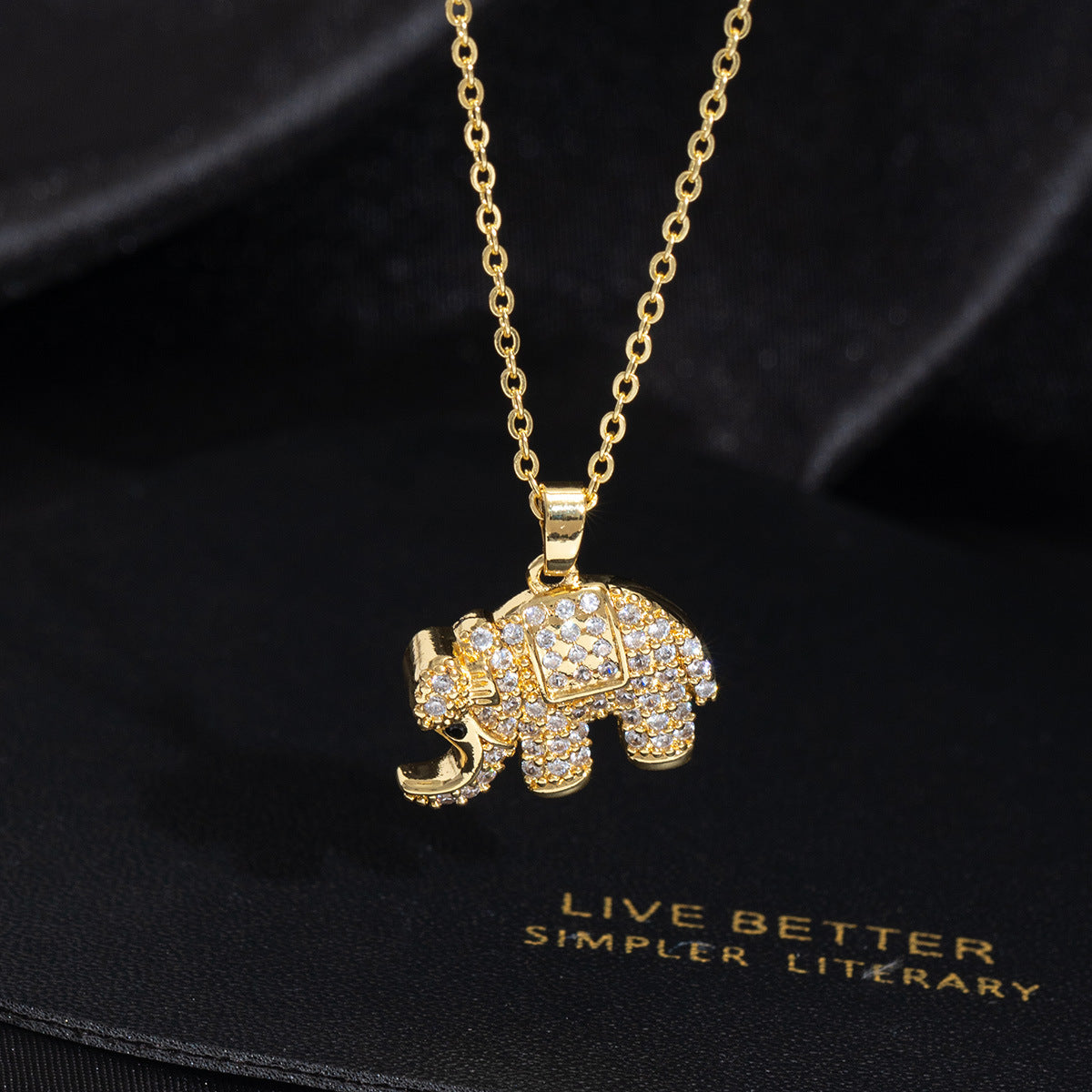 Wholesale Copper Zircon Elephant Pendant Necklace O Chain Collarbone Jewelry Fashion Accessory For Everyday Boutique Resale