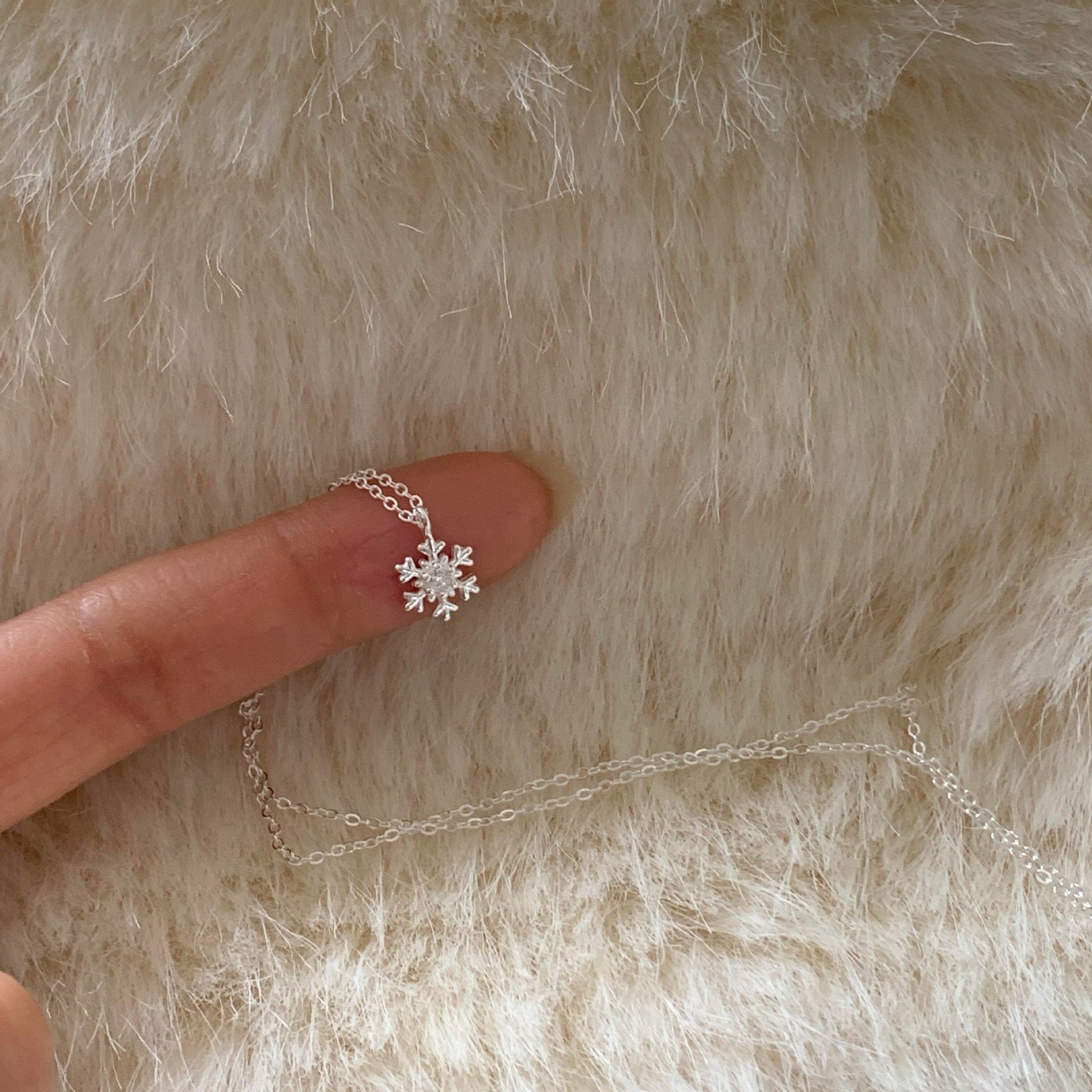 Wholesale S925 Silver Christmas Snowflake Necklace