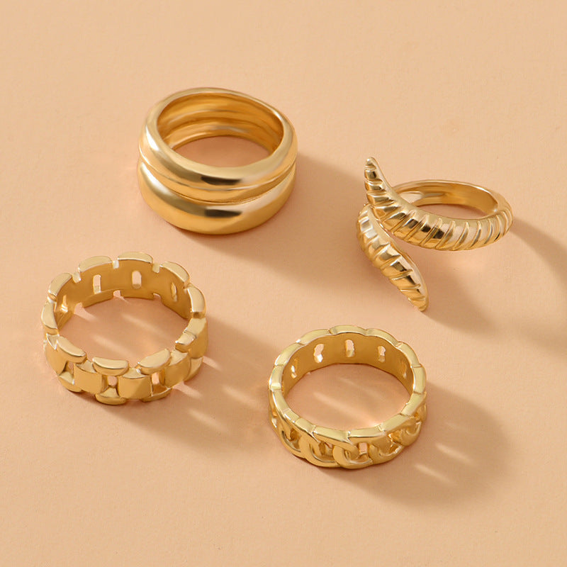 Wholesale Personality Snake Ring Vintage Electroplated  Gold Snake Joint Finger Ring