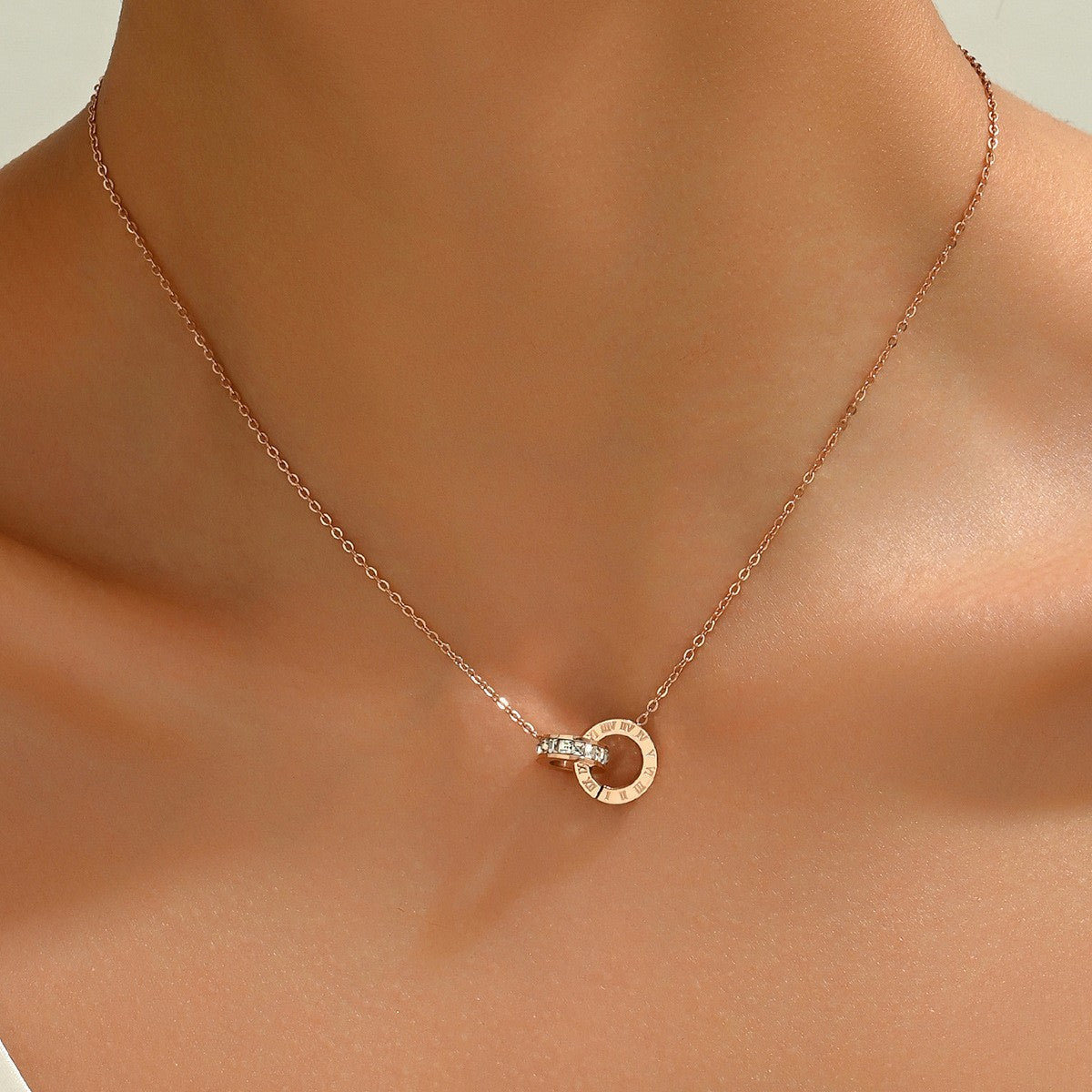 Wholesale Titanium steel double-ring diamond-set Roman numeral necklace