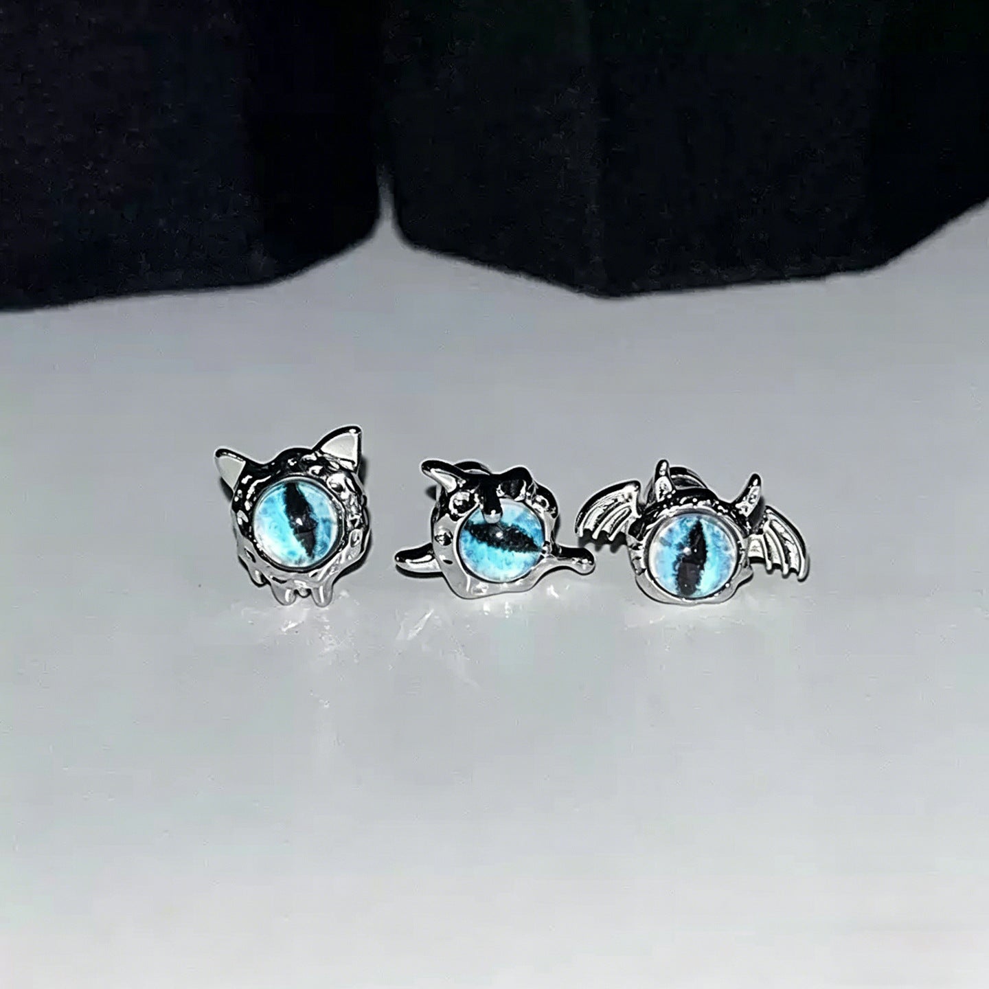 Wholesale 316L Titanium Steel Cat Eye Devil Eye Wing Ear Cuff Jewelry Accessory