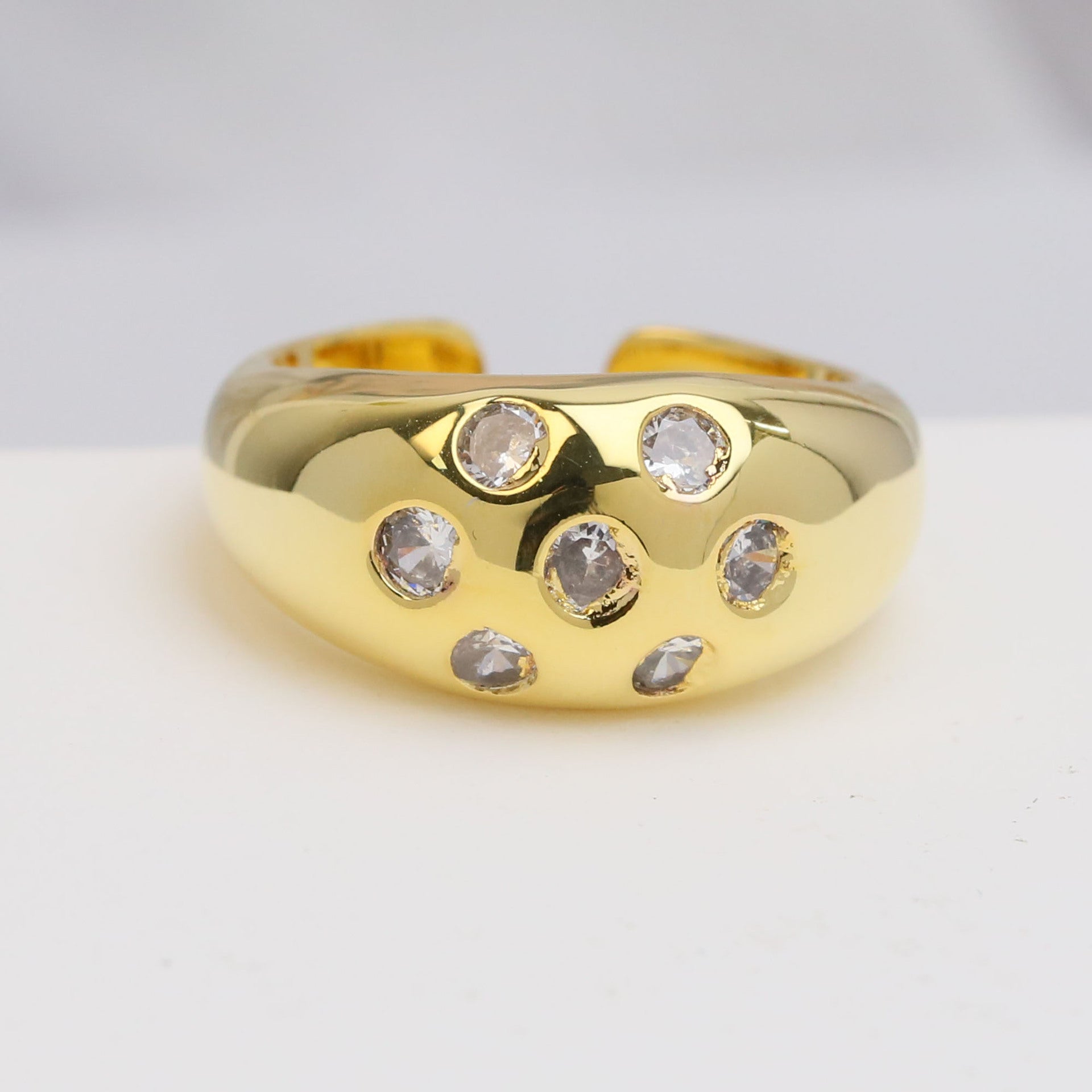 Wholesale  18k gold brass smooth heavy classic star zircon ring