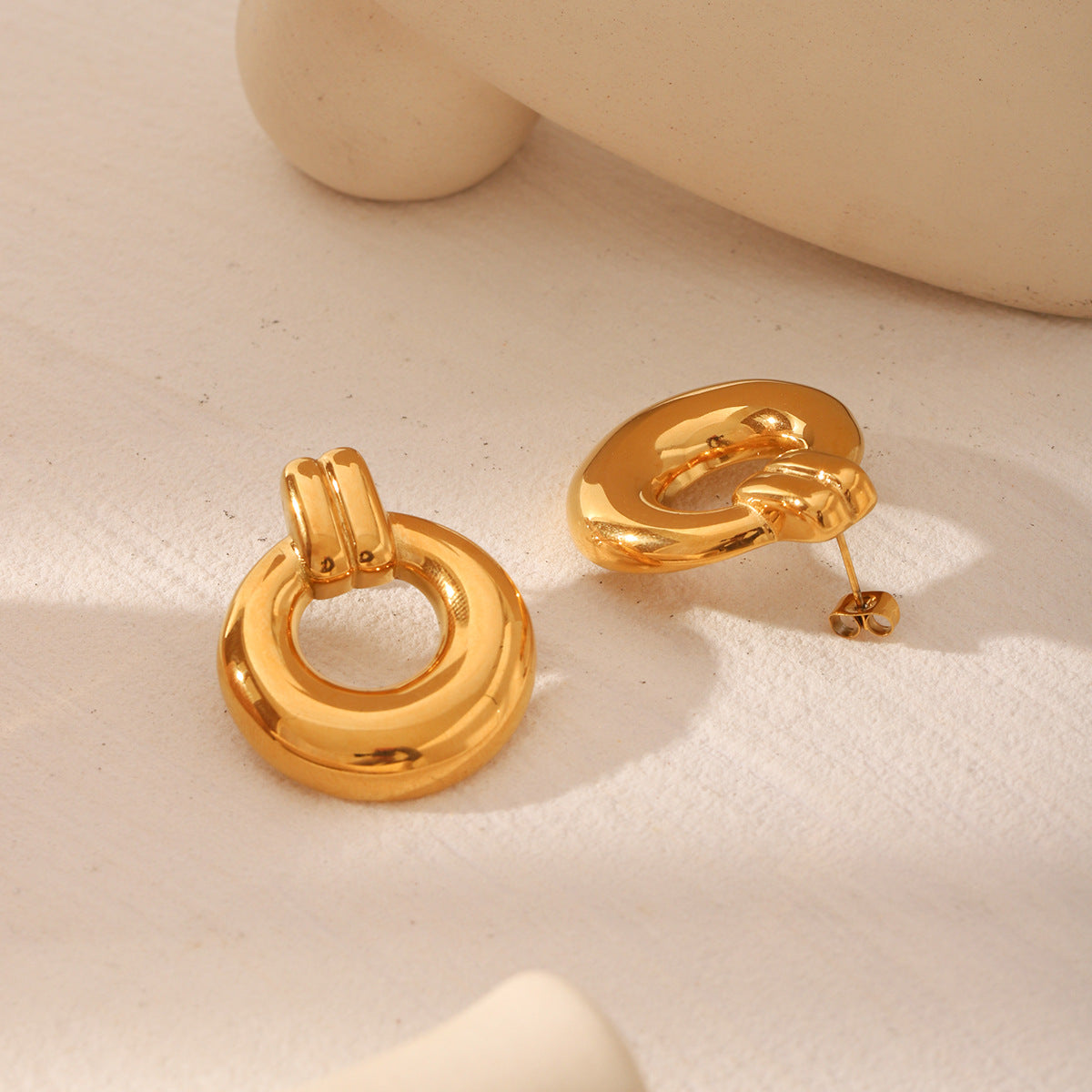 Wholesale  earrings 18K gold hollow stainless steel round ball earrings