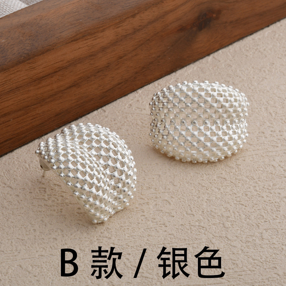 Wholesale Geometric Hollow Ball Earrings
