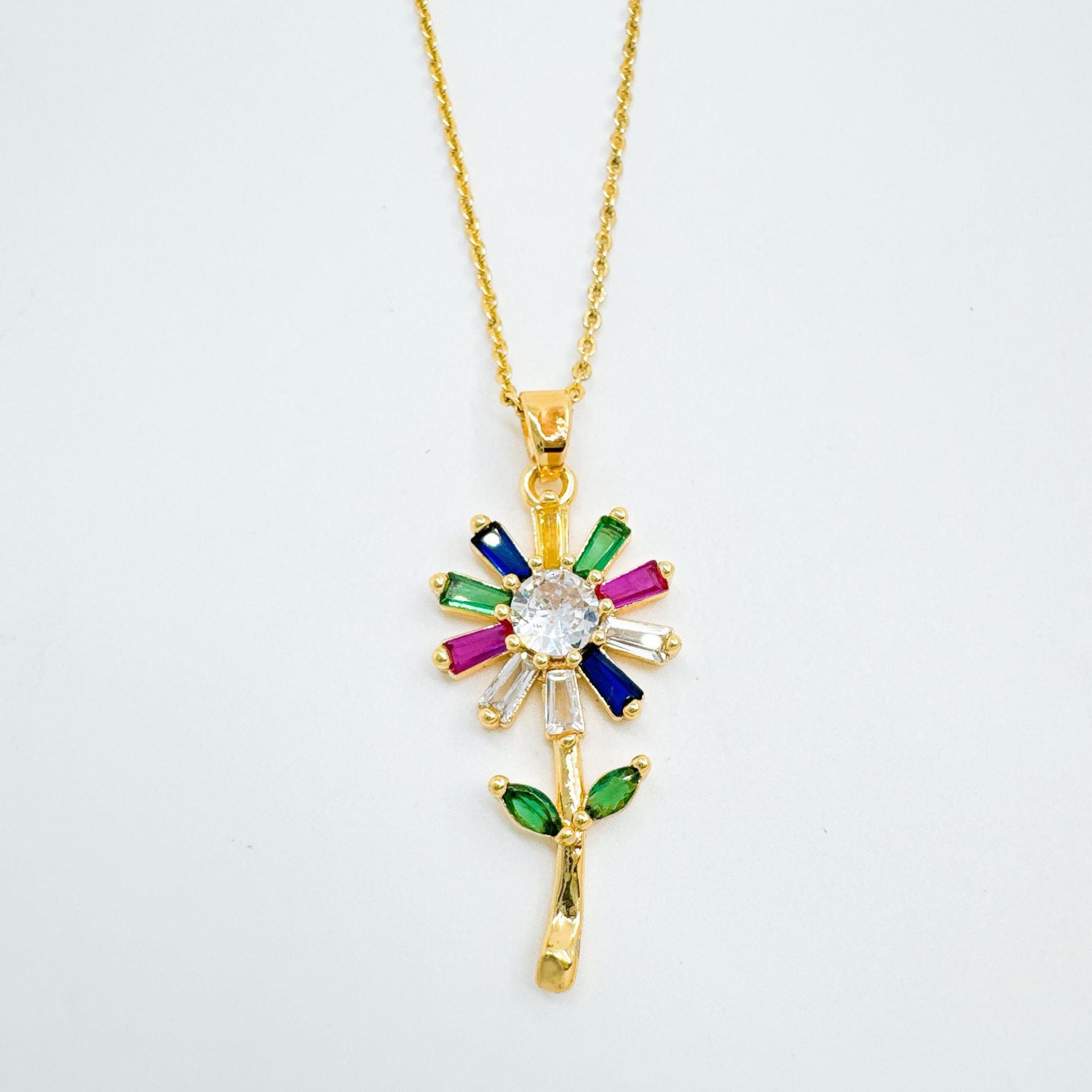 Wholesale Trendy Sweet-Cool Style Rose Flower Pendant Necklace Gold Plated Copper with CZ Jewelry Accessory
