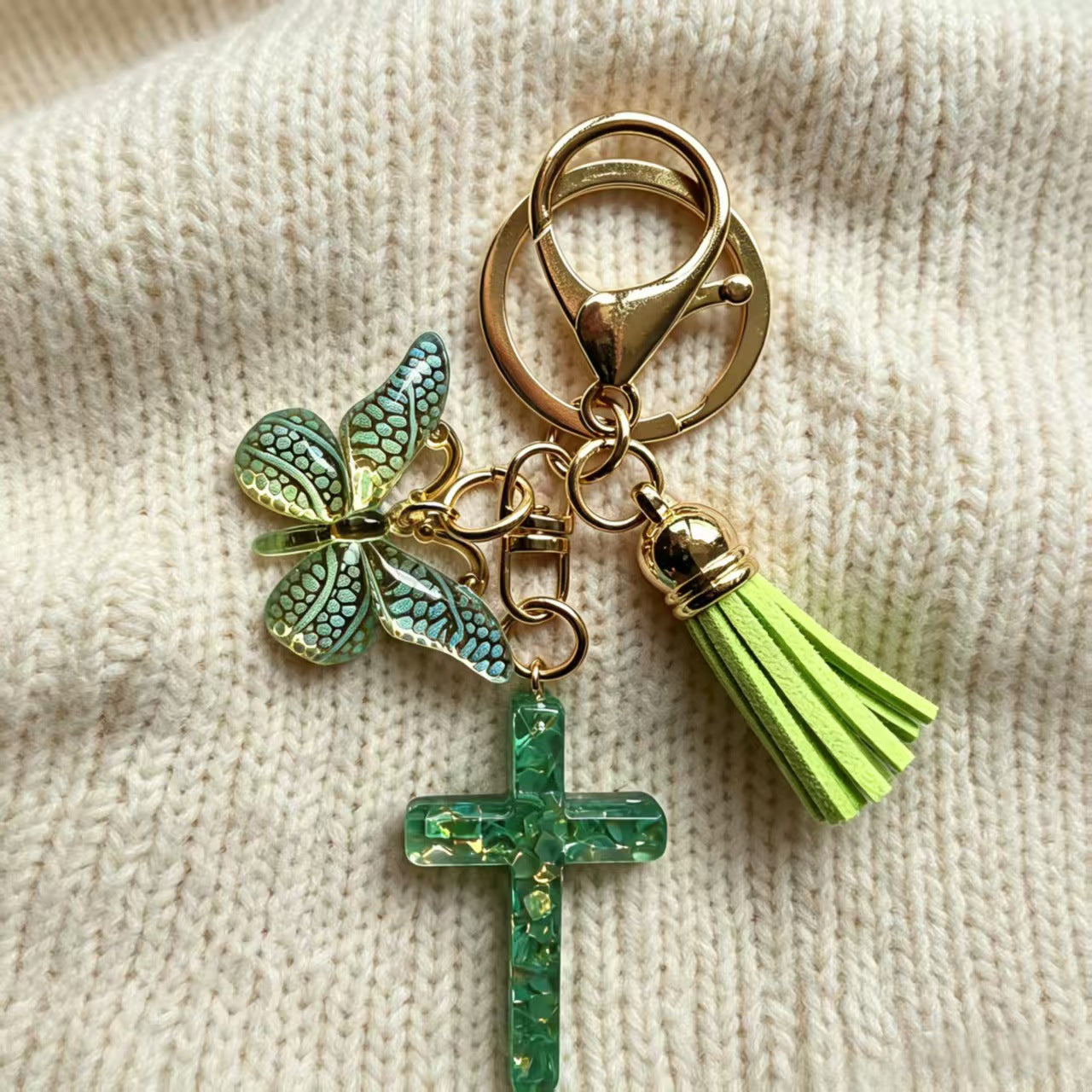 Wholesale Cross Tassel Resin Keychain