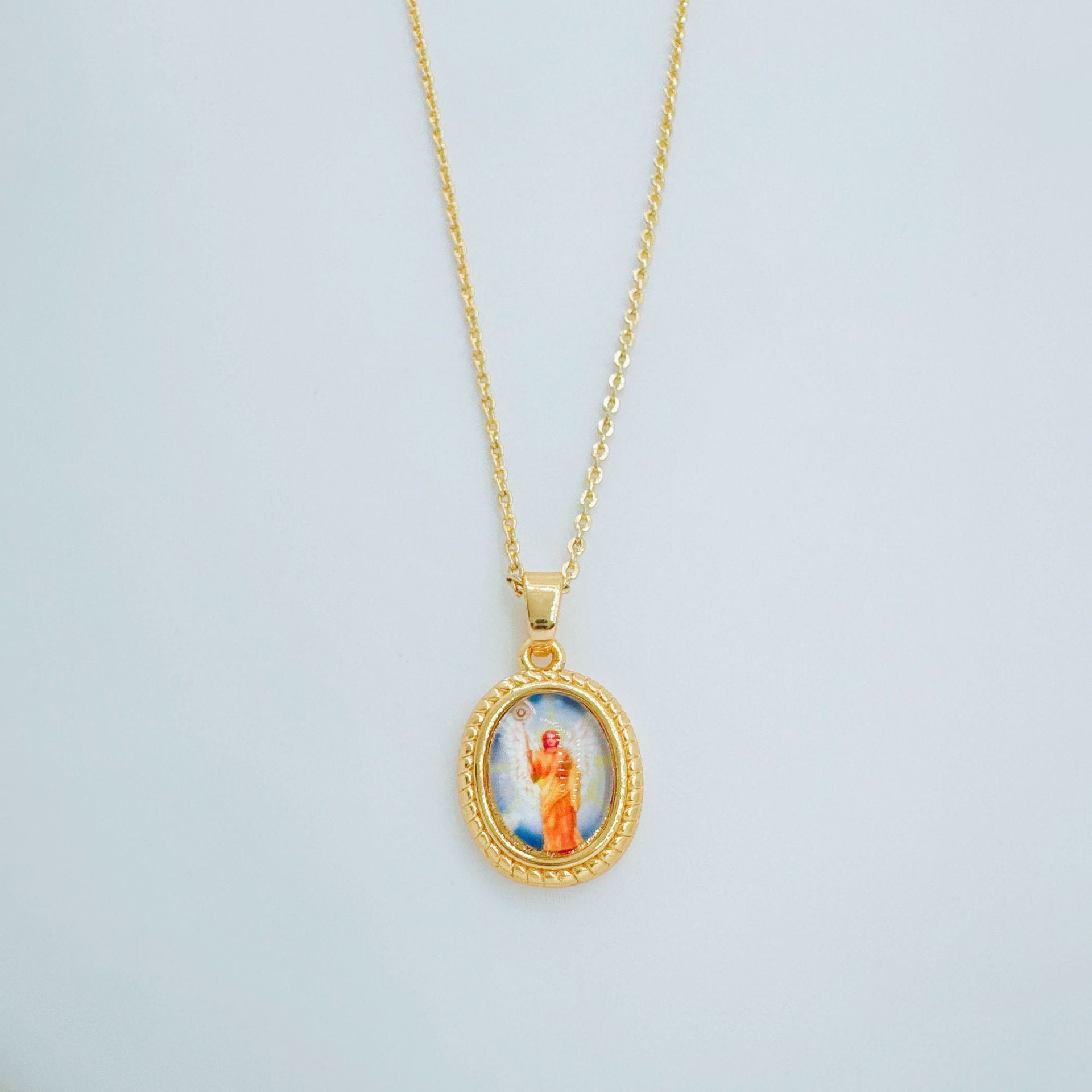 Wholesale Gold-Plated Copper Figure Pendant Necklace,  Trendy Gift Jewelry Accessory for Women