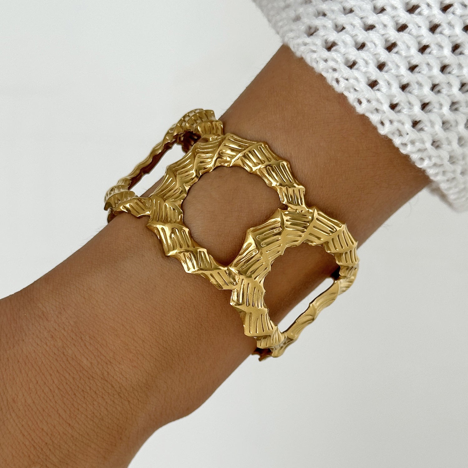 Wholesale Stainless steel  Irregular Leaf Wide Opening Bracelet