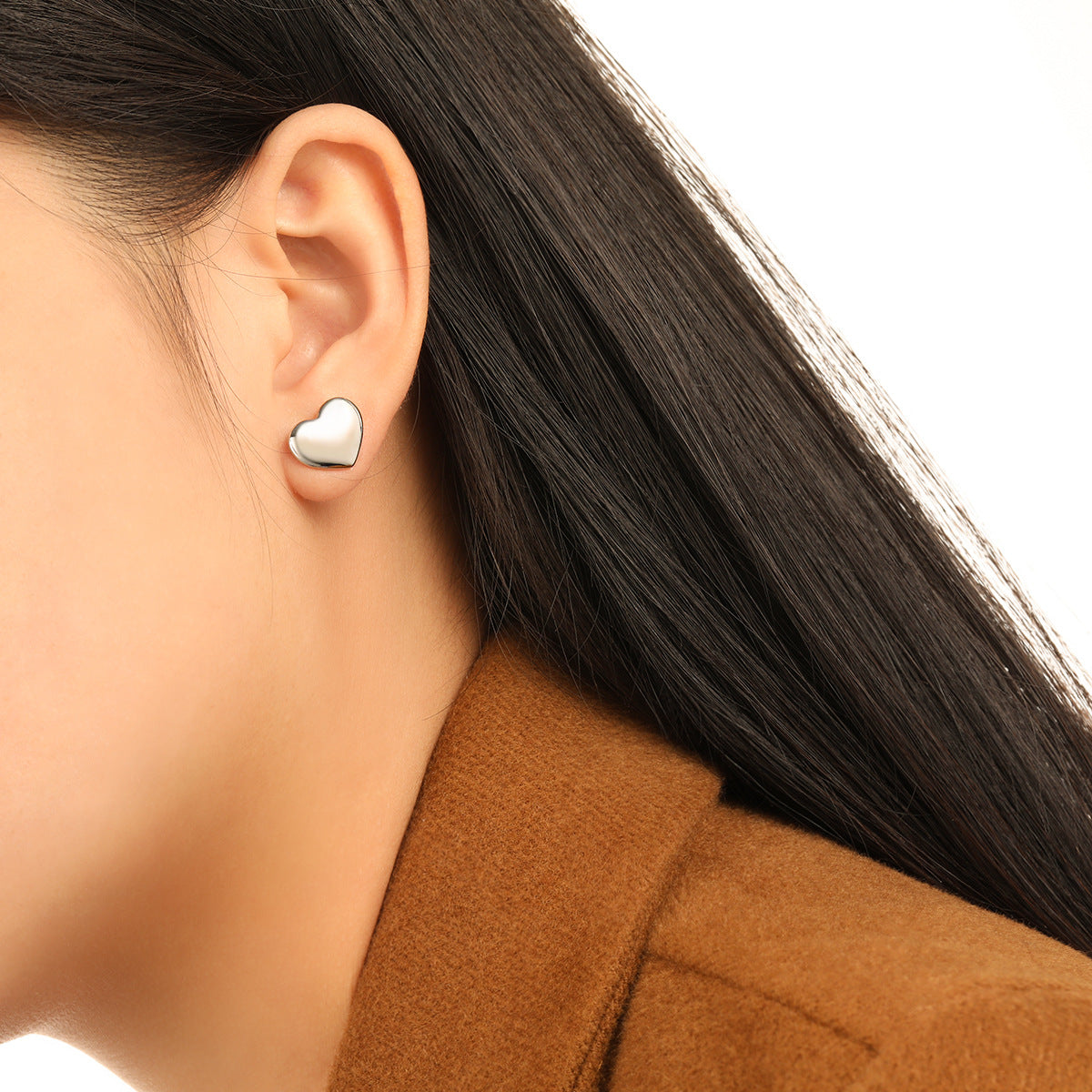 Wholesale Titanium Steel Exaggerated curved heart earrings gold earrings