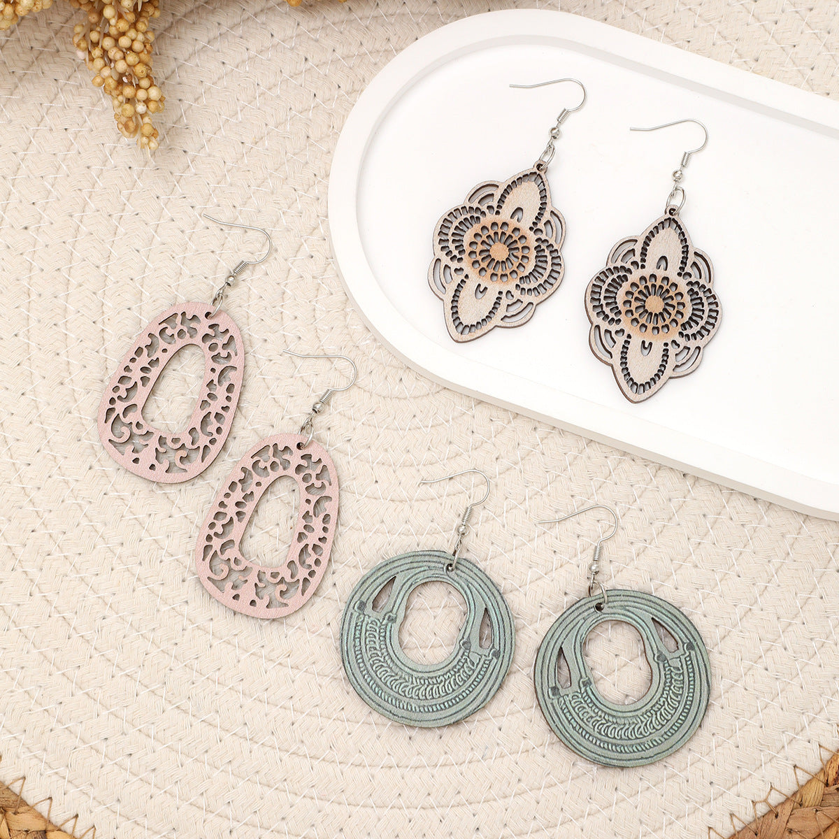 Wholesale  Vintage Carved Pattern Pendant Earrings