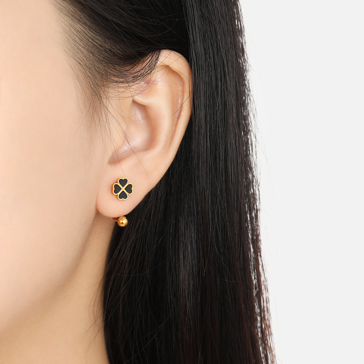Wholesale  Light Luxury New Niche Four Love Combination Four-leaf Clover Ear Bone Earrings